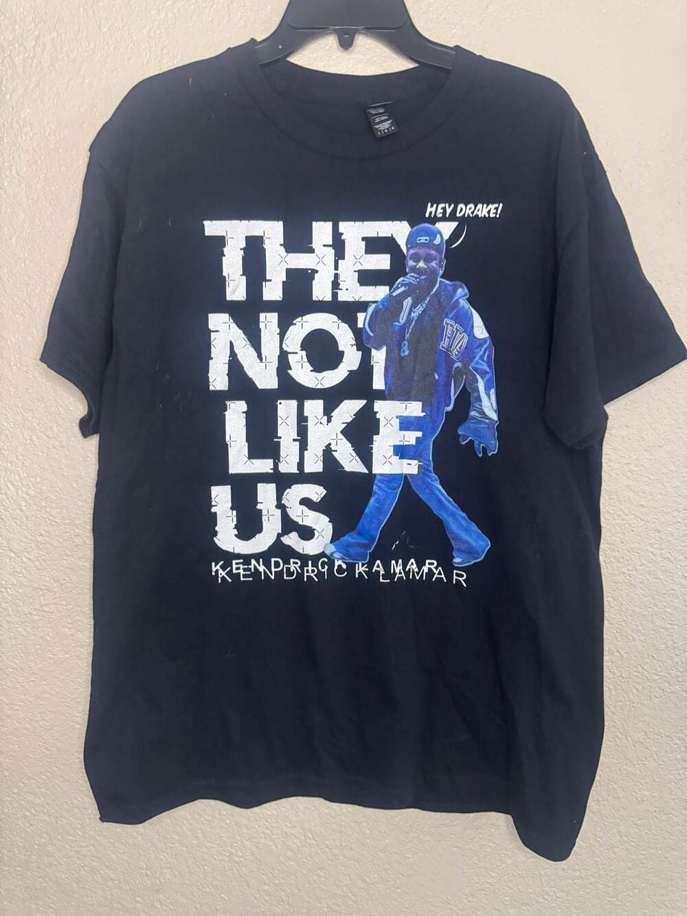 Kendrick Lamar "They Not Like Us" Hey Drake Graphic Rap T-Shirt